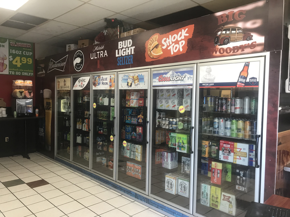 Big Woody's Bar & Grill