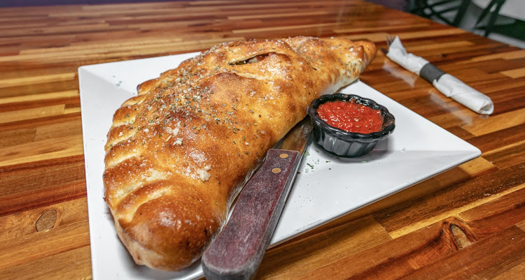 Stevarino's Italian Eatery & Pub