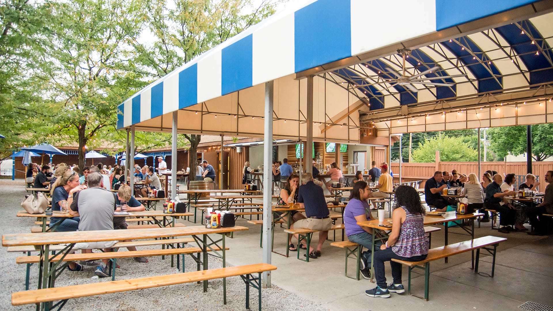 Hofbrauhaus Newport