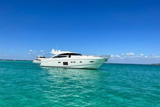 Holloway Yacht Charters