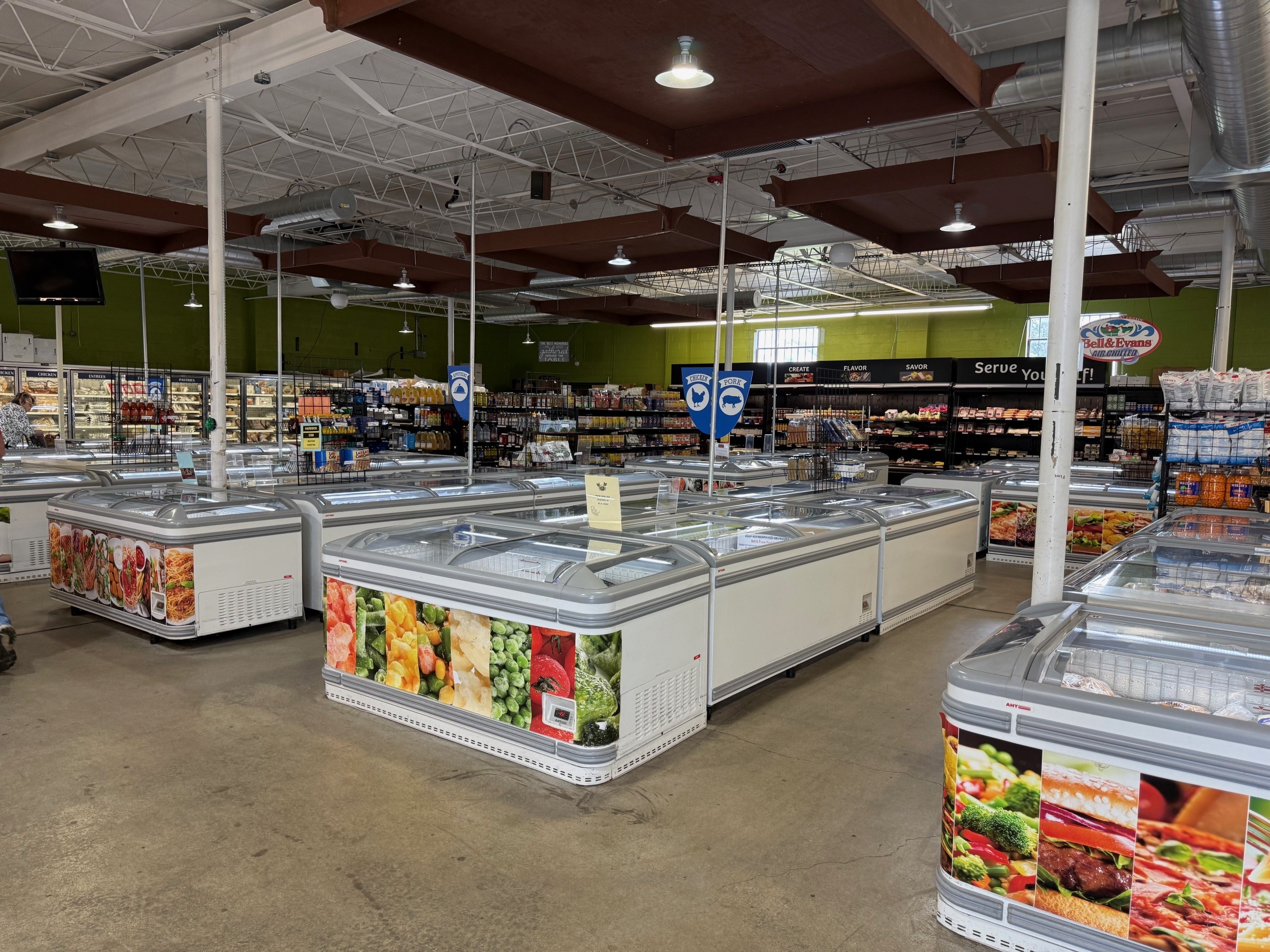 The Marketplace at John Gross