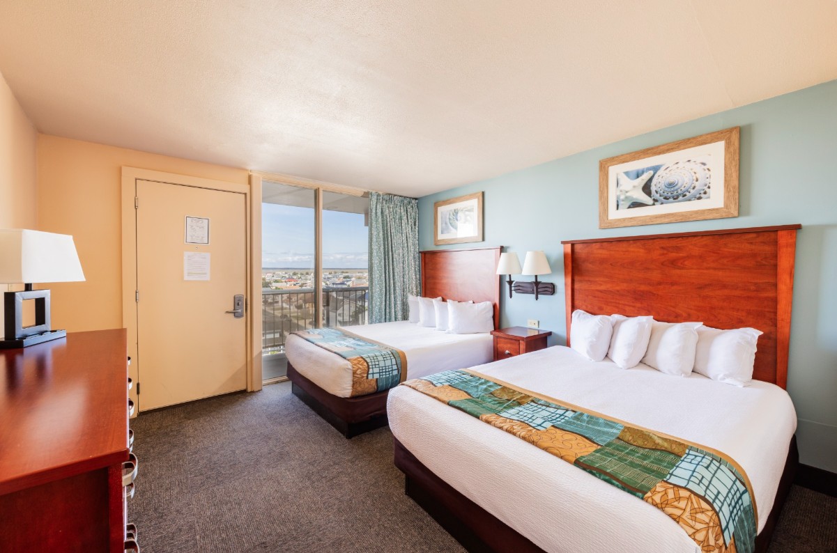 Reges Oceanfront Resort 3-Night Stay October 2-4, 2026