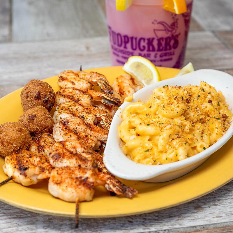 Fudpucker's Beachside Bar & Grill