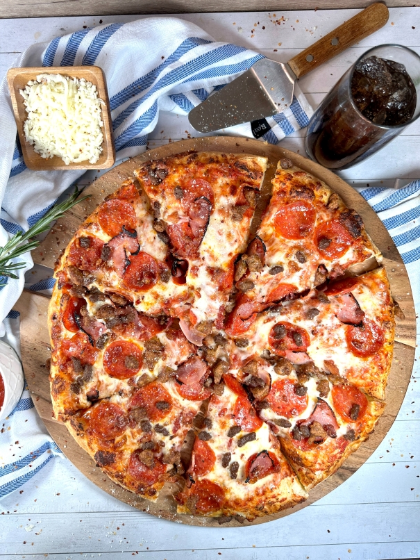 Louie's Pizza